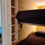 Les Caisses En Bois Et Acces Pmr -oslo- Apartmán