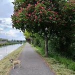 Les Caisses En Bois Et Acces Pmr -oslo- Apartmán