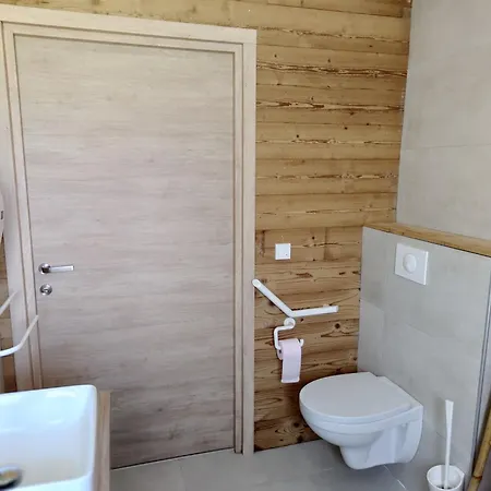 아파트 Les Caisses En Bois Et Acces Pmr -oslo-