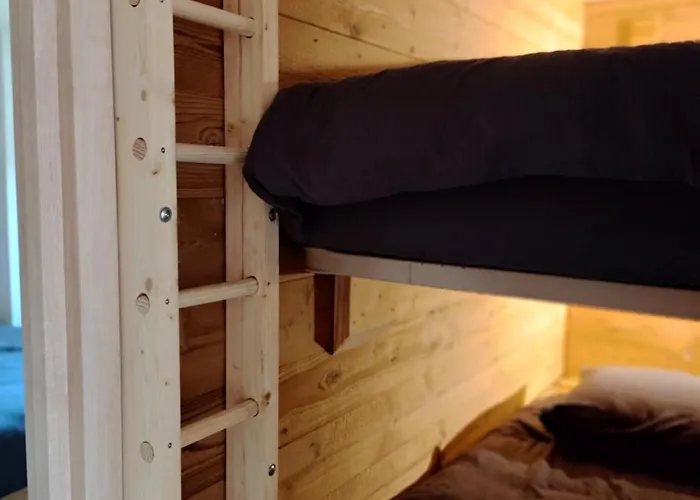 Les Caisses En Bois Et Acces Pmr -oslo- Apartmán